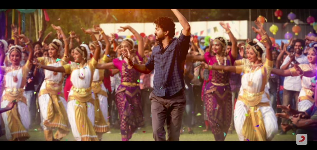 vithusika11's tweet photo. Thalaivar verithanam thalapathy geththu
#VathiComing
#Master 
#MasterSecondSingle 
#thalapathystyle #thalapathyverithanam #Thalapathymass thalapathy veri ponnu da naan 
Thalapathy thalaiva I'm waiting for your movie thalaivaa 
I love you vijay anna 
🤪🙈😍😘❤
@actorvijay https://t.co/i3V6r4f3de