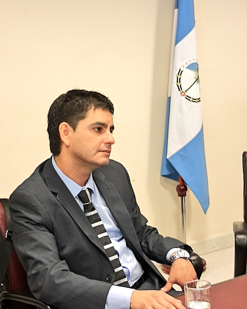 DiputadosMPN's tweet photo. Buen martes! Se reúne #ahora la #comisionA de Legislación de Asuntos Constitucionales y Justicia.  
Se recibe al Dr. Pablo Méndez quien aspira al cargo de defensor público en la ciudad de Zapala. https://t.co/EXPi0JZDqT