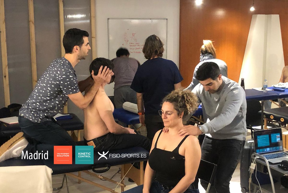 FisioSportsEs's tweet photo. II seminario terminado👌
🔹 vimos 6 #PACIENTESREALES con diferentes cuadros #clínicos: #diagnóstico, tratamiento, #soluciones
🔹realizamos #análisis de las alteraciones cervicales y su relación articular, miofascial y neural con cintura escapular, dorsal y lumbar
#kineticcontrol https://t.co/VZwAtVF89x