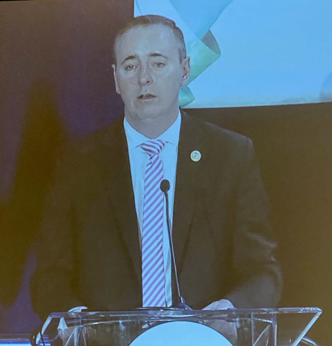 Doctorfish7's tweet photo. The Honorable ⁦@RepBrianFitz⁩ cheering us on as we get ready to visit our Senators and Reps on reducing maternal mortality, extending Medicaid coverage one year postpartum, supporting access to OB care, and more research on women’s health Issues ⁦@ACOGAction⁩ #CLC2020 https://t.co/bZAOQ7logM