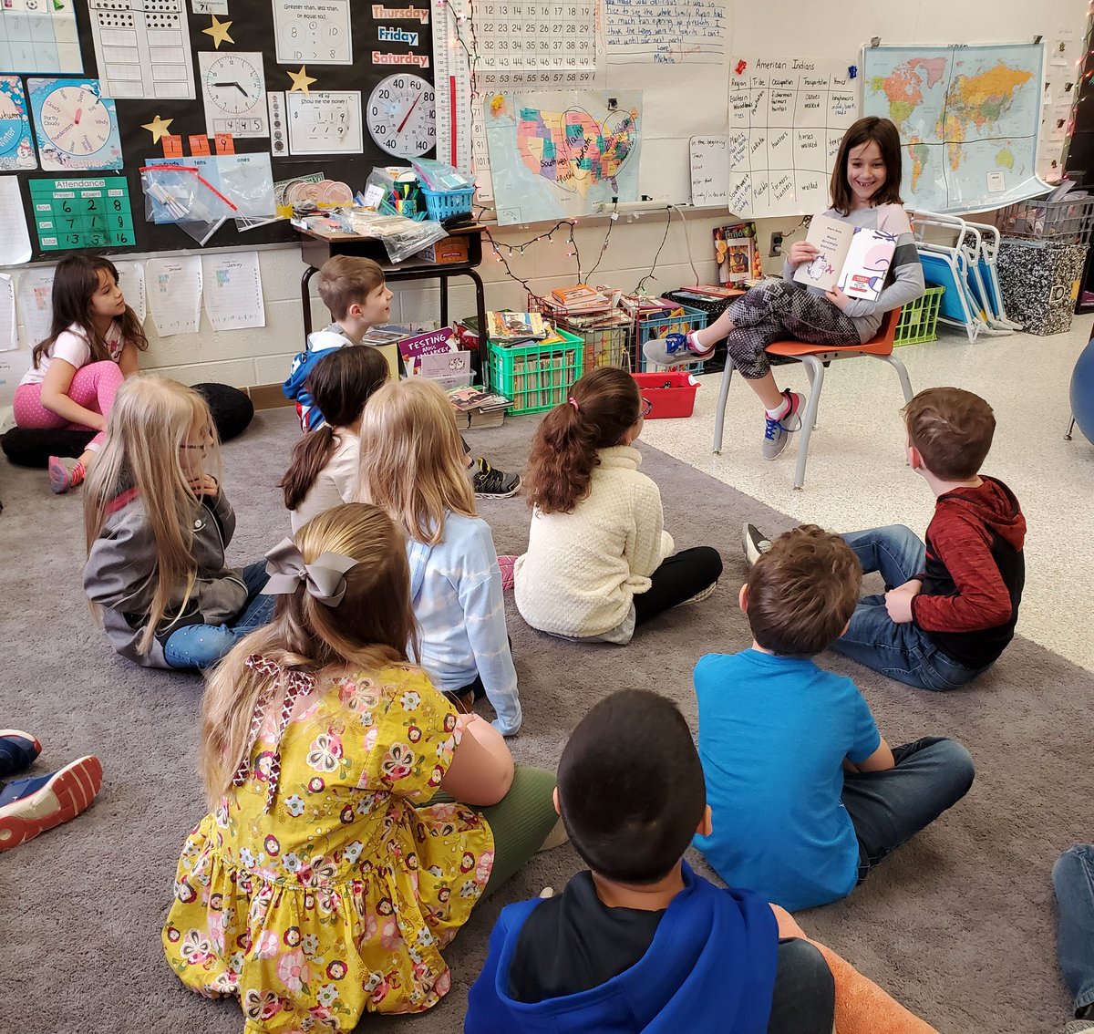vb2ndteach's tweet photo. Love it when my kiddos want to read to our class as a treat for morning meeting! #welovetoread #morningmeeting #buildingreaders #readersforlife #glenwoodkidsdeserveit https://t.co/WFb5W38La2