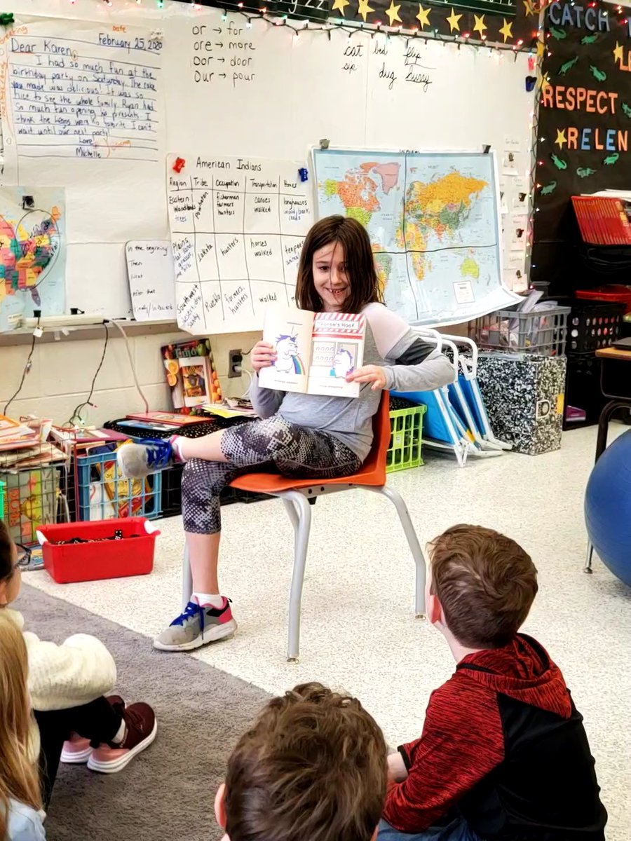 vb2ndteach's tweet photo. Love it when my kiddos want to read to our class as a treat for morning meeting! #welovetoread #morningmeeting #buildingreaders #readersforlife #glenwoodkidsdeserveit https://t.co/WFb5W38La2