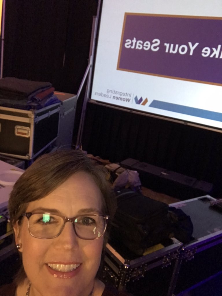 AnneMonell's tweet photo. My backstage selfie at #IWLLouisville! I went on stage to share a quote from Mother Teresa: “I alone cannot change the world, but I can cast a stone across the waters to create many ripples.” https://t.co/dlX4dKuciS