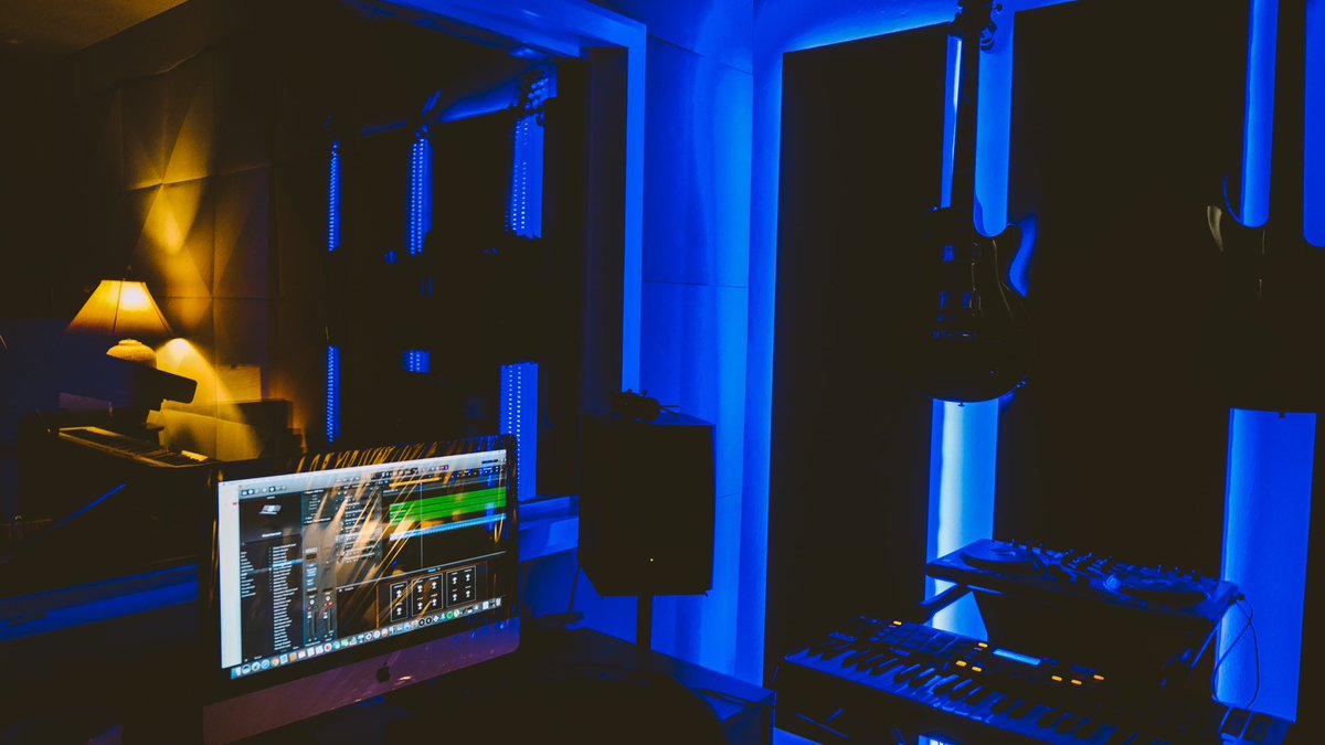 aripaminuddin's tweet photo. Salam semua, my family and I opened up a small studio for jamming and recording in Bukit Jelutong. Our price starts from RM 45 an hour. You can check us out @myrekakarya on IG and subscribe to our YT for some music content. I hope this tweet reaches you because you’re awesome ❤️ https://t.co/hgKOMauzZO