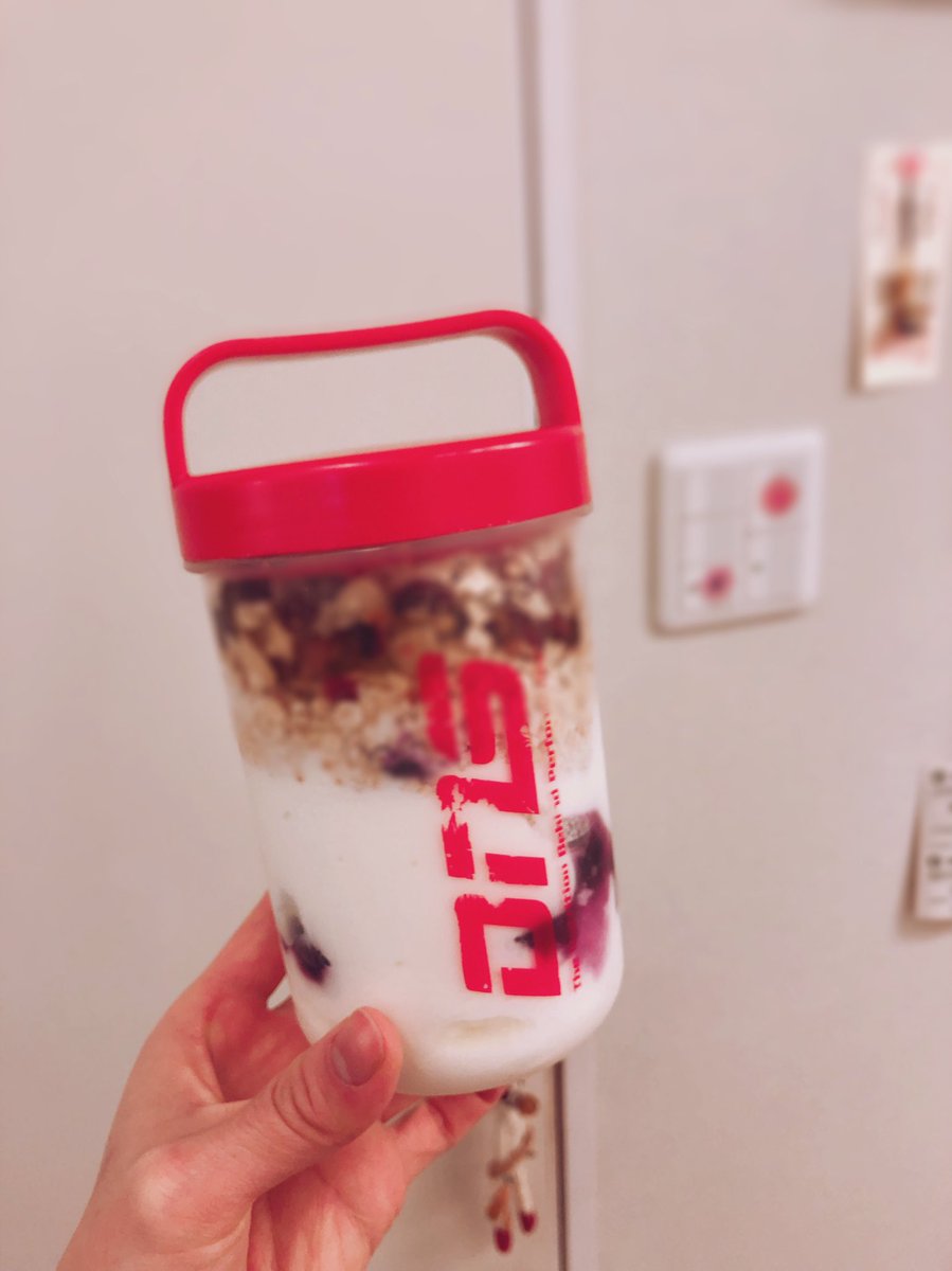 森 彩香 最近はじめたオートミール 無味 少量で満足 栄養価高い 安い プロテイン シェーカーに豆乳ヨーグルトとオートミール 砕いたナッツにときどき果物いれてソイプロテインふりかけて完了 朝昼兼用 とっても時短 飽きないけど 見た目に心は 森 彩香 最近はじめたオートミール 無味 少量で満足 栄養価高い 安い プロテイン シェーカーに豆乳ヨーグルトとオートミール 砕いたナッツにときどき果物いれてソイプロテインふりかけて完了 朝昼兼用 とっても時短 飽きないけど 見た目に心は