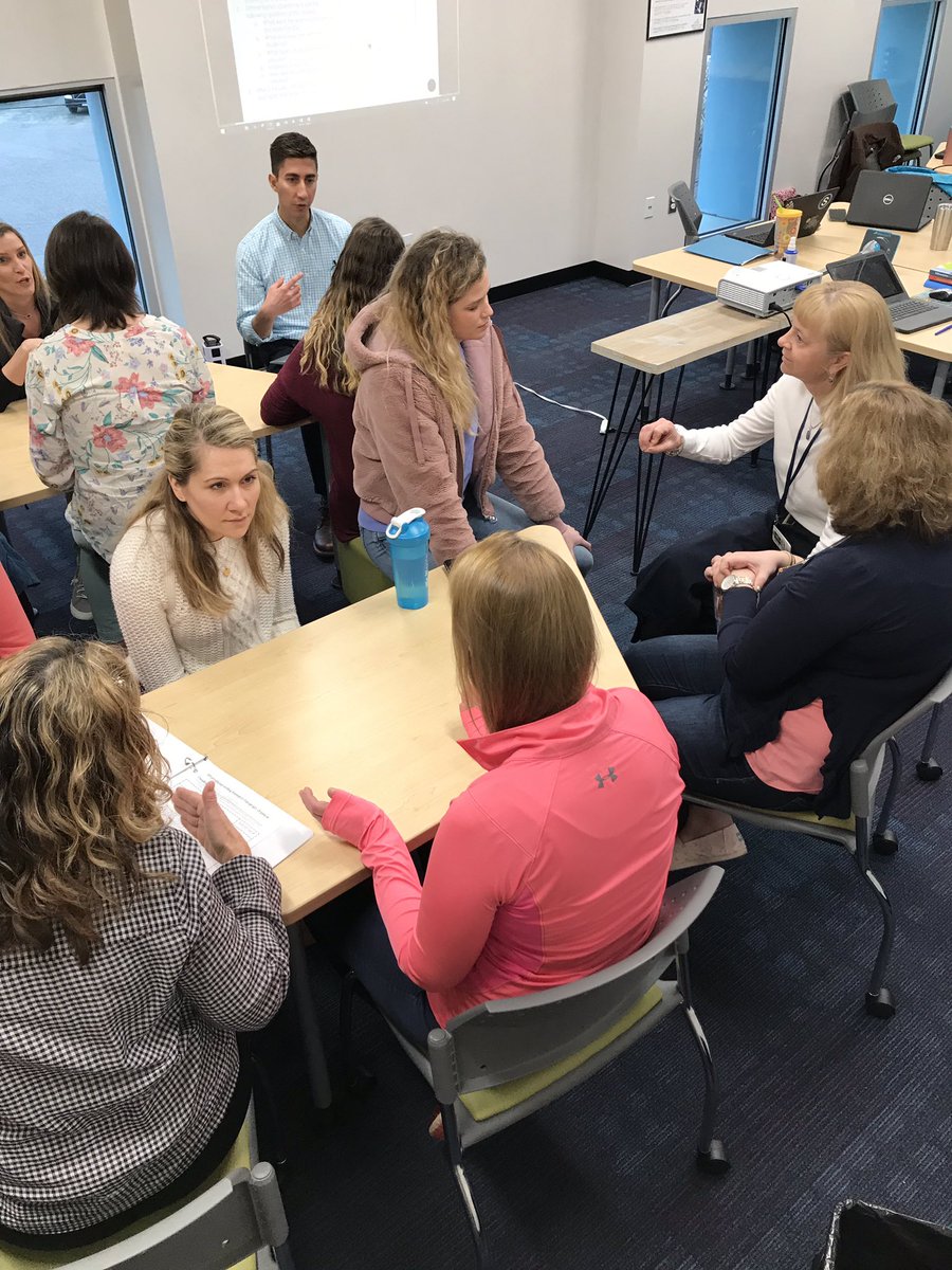 MaureenMJensen's tweet image. ACPS GRTs are speed dating through a Differentiation Share Fair! #amazingeducators @k12albemarle