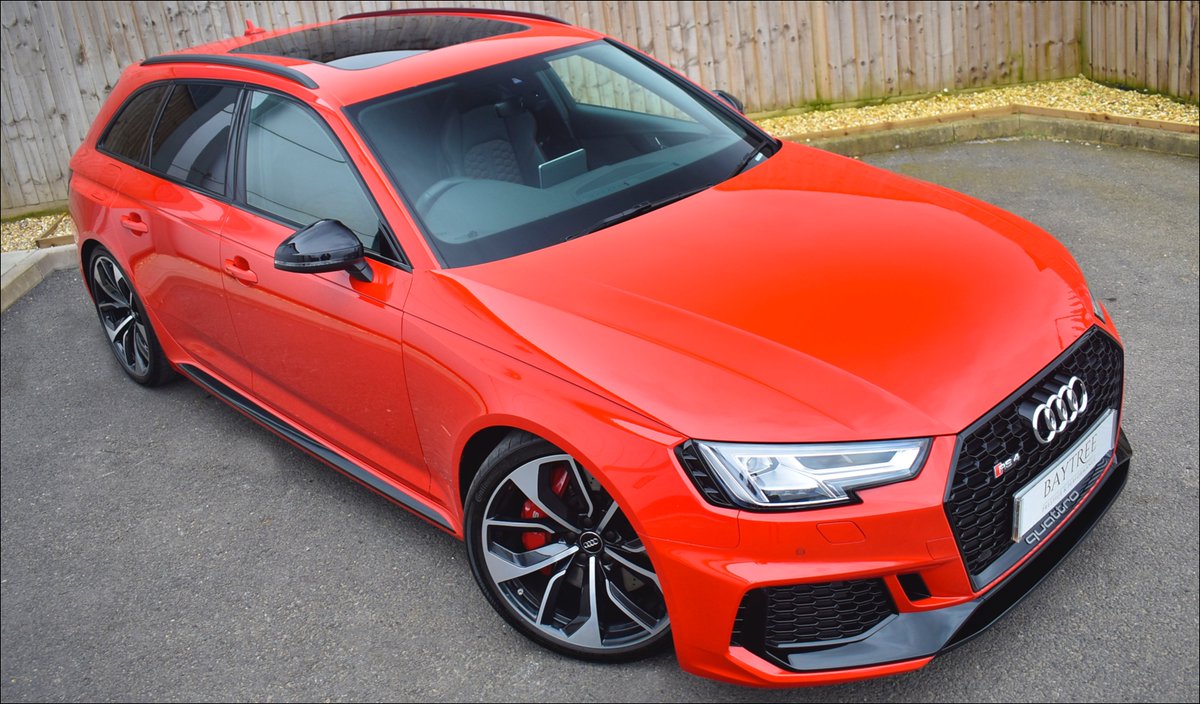 Tuesday Tiptronic 👊
#NewArrival #Audi #RS4Avant #Baytree #Supercars #derby #derbyshire #sports #prestige #performance #avant #RS4 #MisanoRed #TuesdayMorning #TuesdayThoughts #TuesdayMotivation