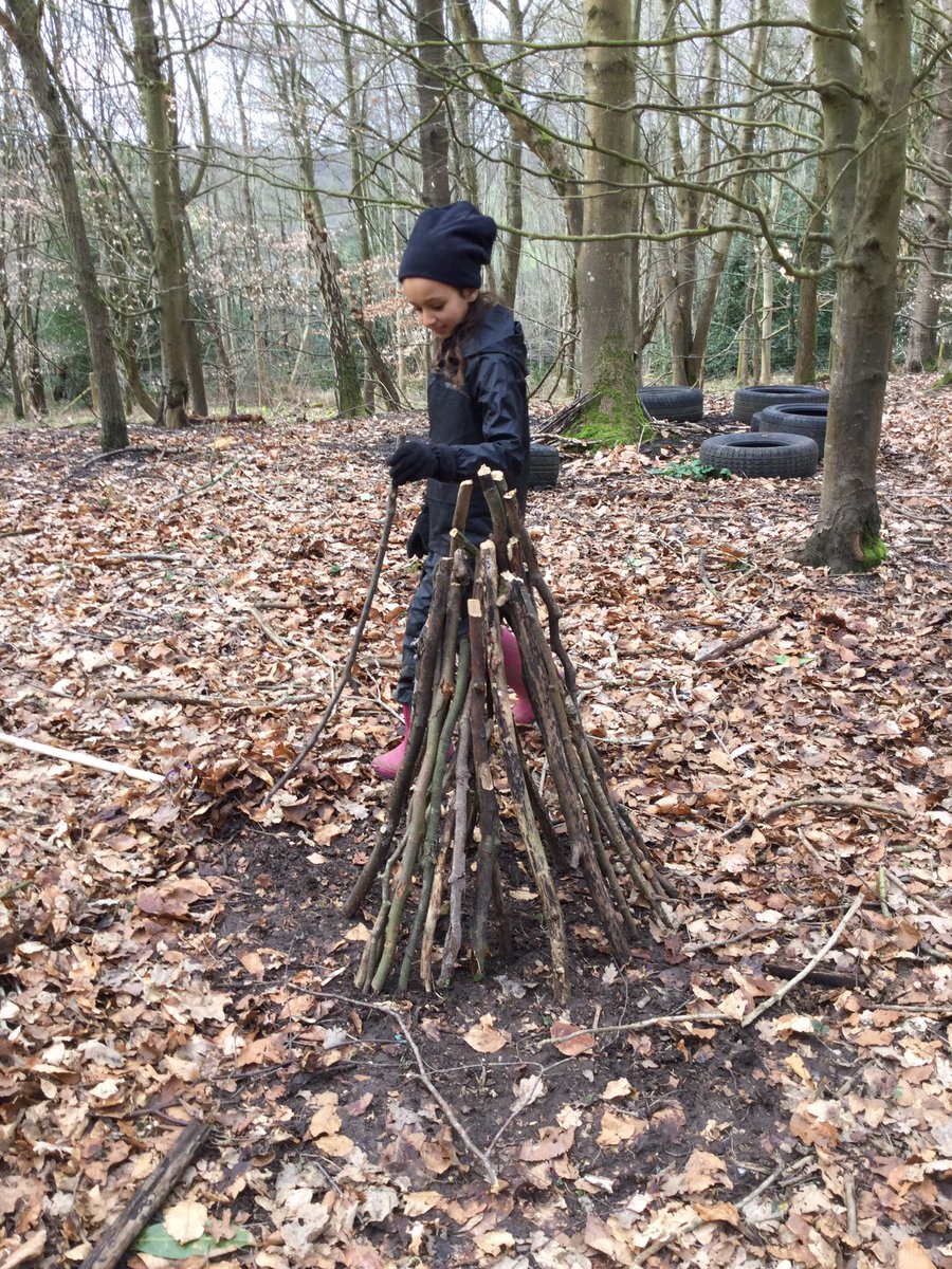 PipersForestSch's tweet photo. Year 6 @PipersPrep enjoyed a busy morning making shelters, games and sculptures for the forest. #freeplay #stickweek #forestfun https://t.co/9QZhmruSJY