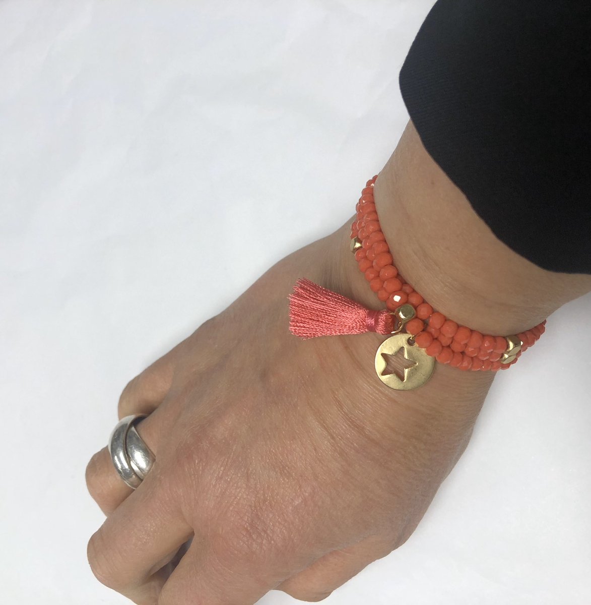 destined4home's tweet photo. Necklace or Bracelet does both.
In 4 colours - Coral Star, Gold Bee, Navy Star or Grey Bee
π
@destined4home #leith #elasticatedbracelet #bracelet #elasticatednecklace #necklace #edinburgh #theweegiftshopleith #tramstonewhaven #constitutionstreet #dogfriendlyshoppingleith https://t.co/mPkaE3qNZs
