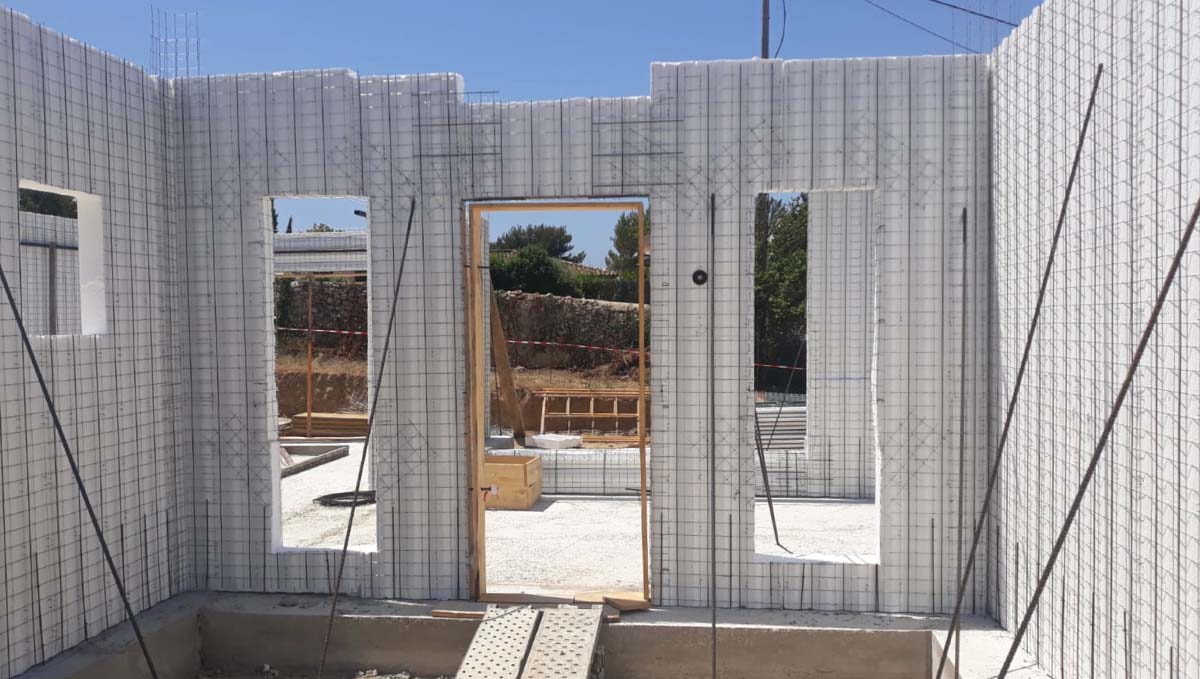 baupanelsystem's tweet photo. ♥Inicio de obra en #Marsella, #Francia.
Vivienda unifamiliar en marcha! #Construcción eficiente integral con @baupanelsystem. Sigan el progreso de obras en toda España e Internacionales.
#Obras #Arquitectura #EficienciaEnergética #Baupanel #BaupanelSystem #ConsumoNulo https://t.co/kGmRKAgz50