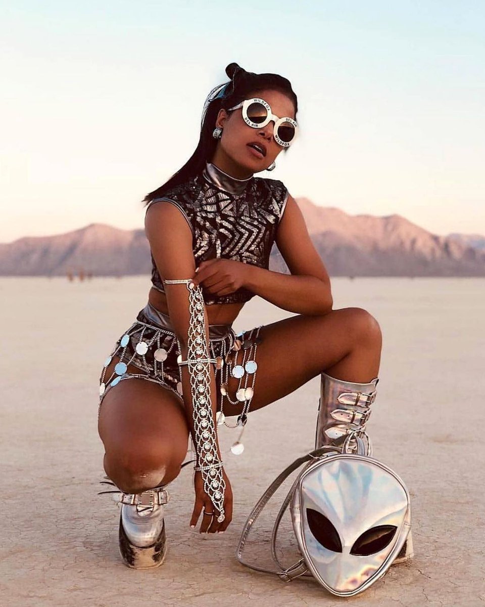 KnightBeauties's tweet photo. Inspo - Pinterest 

#inspo #pinterest #knightbeauties #festivaloutfit #cochella #festivalinspo #burningmanfestival #partyoutfit #burnergirls #artistsoninstagram https://t.co/BcJZvG4art