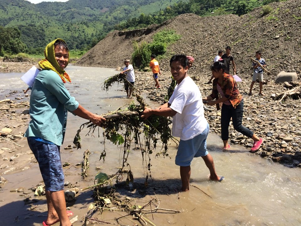 EarthDay's tweet image. As #WorldCleanupDay approaches, make each day count by picking up #litter around your neighborhood, beach, or favorite spot.

Organize a community #cleanup or be a part of the largest environmental volunteer event in history! #GreatGlobalCleanup
cleanup.earthday.org
