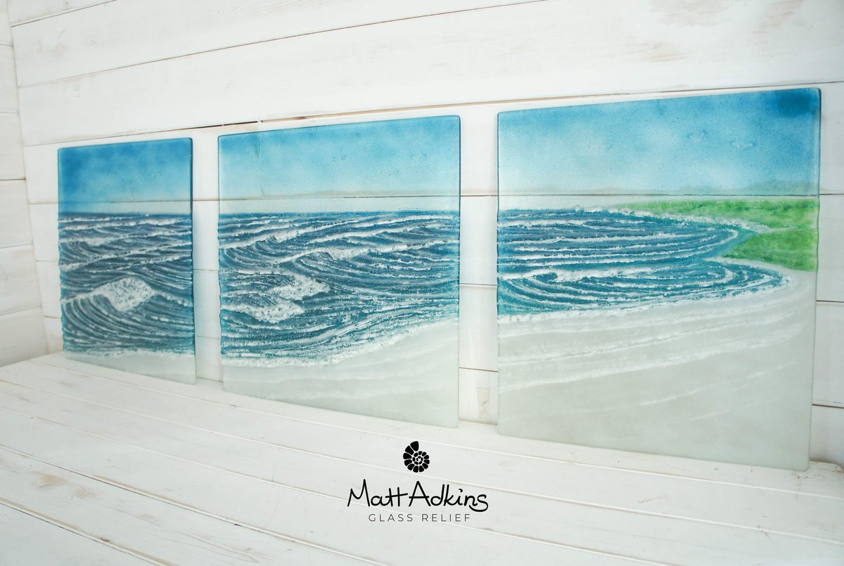 GlassRelief's tweet photo. #fusedglasswave #glassrelief #mattadkins #kilnformglass #glasswallart #wavewallart #largewallart #jurassiccoast #ammonite #ammoniteart #glassammonite #glasssculpture #oldharrysrocks #glassartcommissions https://t.co/Kj8xebiTL1