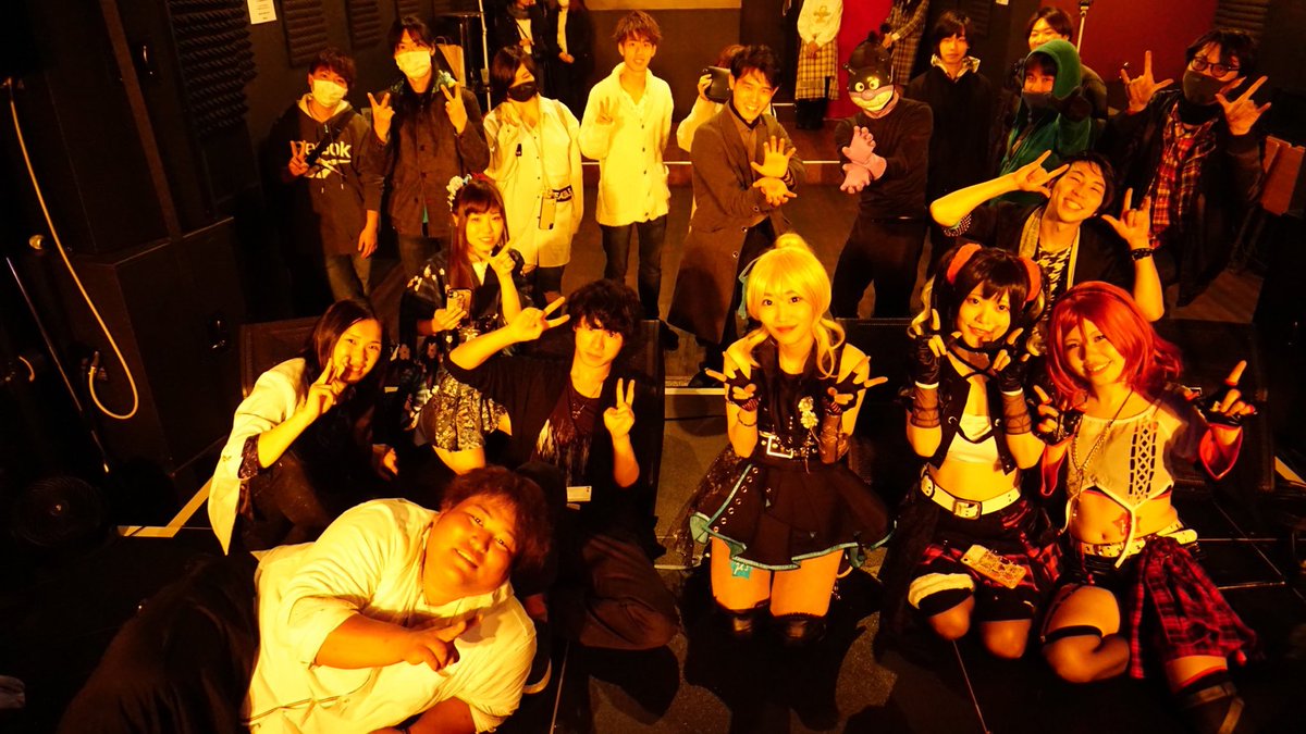 SanzNom's tweet photo. 3月8日日曜日に行われたLIVE
「ミニフェスLIVE Ver.2」
規制がある中、想像以上に来てくれたお客様と出演してくださった演者の皆様のおかげで今回も無���に終了しました！
今回も最高なLIVEになったと思います！
また次回今度はいつになるかわかりませんがVer.3をやりますので
是非遊びに来てください！ https://t.co/tulKwZhFgt