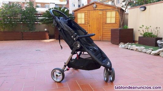 madresybebes's tweet photo. TABLÓN de ANUNCIOS de BARCELONA: Venta de : sillita de paseo city mini 3 #Barcelona #tablondeanuncios https://t.co/tiY7h5Nzbi https://t.co/JACW7j63qh