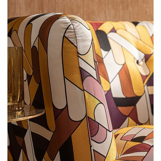 #decordetails Armchair upholstered in our luxurious three-dimensional jacquard Aalto⁠
⁠
#brochierfabrics #newcollection #luxuryfabrics #interior #design #furniture #designsforlivingandloving #sharetellchange #homedecor #interiordesign #decoration #de… ift.tt/39E4Trd