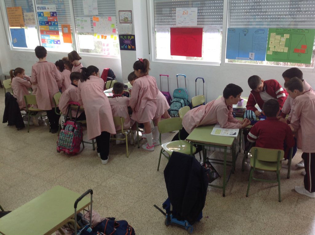 Ericons5's tweet photo. Unitat 8 ABCdiari Llengua. Rutina del "CAFENET"
@Lemures4 @puri310868 @Suricatos3 @lincescsf @RuizCliment @2810mercedes @dofinscsf @Edu1stVESS @cole_sagrada @elefantscsf https://t.co/uCJXe2BRGG