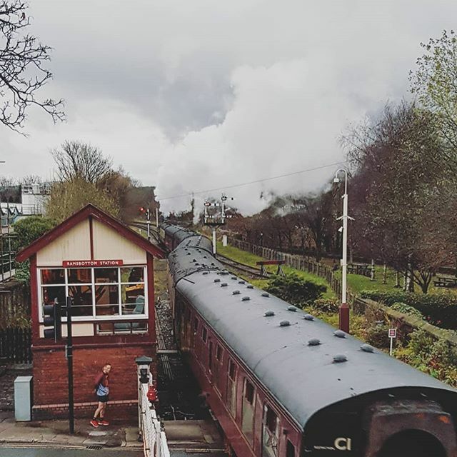 JessAndTheBee's tweet image. Why does the steam train station in Ramsbottom fill me with a sense of nostalgia for a time í have no memory of? 🤔⌚ ift.tt/38HH7sR