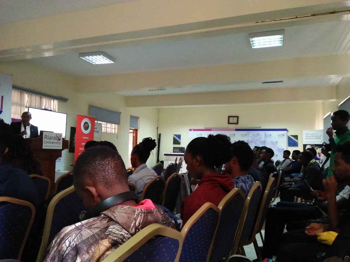 africanscript's tweet photo. The making of the next cohort of graduates happening @RiaraUniversity in collaboration with @zalego academy. 
#GoInnovate  #classof2020 https://t.co/qOuW9Jxy95