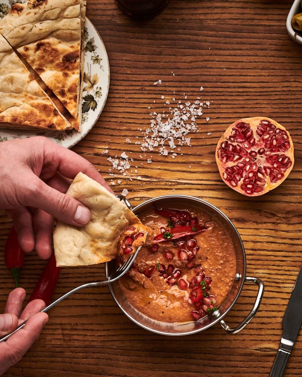 We're getting ready for a new week with some new dishes  🍽️
.
.
.
.
#mediterraneanfood #middleeastfood #broadwaymarket #tootingmarket #foodlover #food #foodporn #foodie #lovefood #buzzfeedfood #instafood #timeout #tuesdaymotivation #vegetarian #vegan