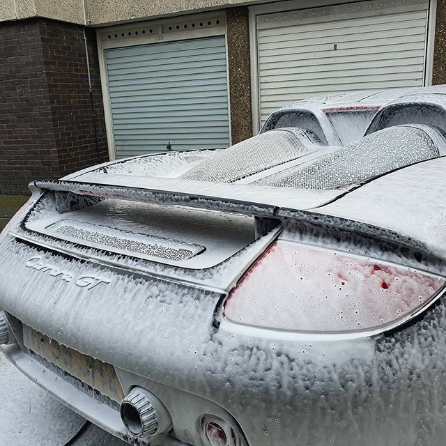 XtremeDetailing's tweet photo. Today starts with a deep cleanse using Gtechniq W4 Citrus Foam on this #porsche #carreragt before we light polish and protect the film #carporn #snowfoam  #carswithoutlimits #carsofinstagram #supercarsoflondon #sportscars #gtechniqaccredited https://t.co/BlcKHFwUiX https://t.co/qQcmjQgDEe