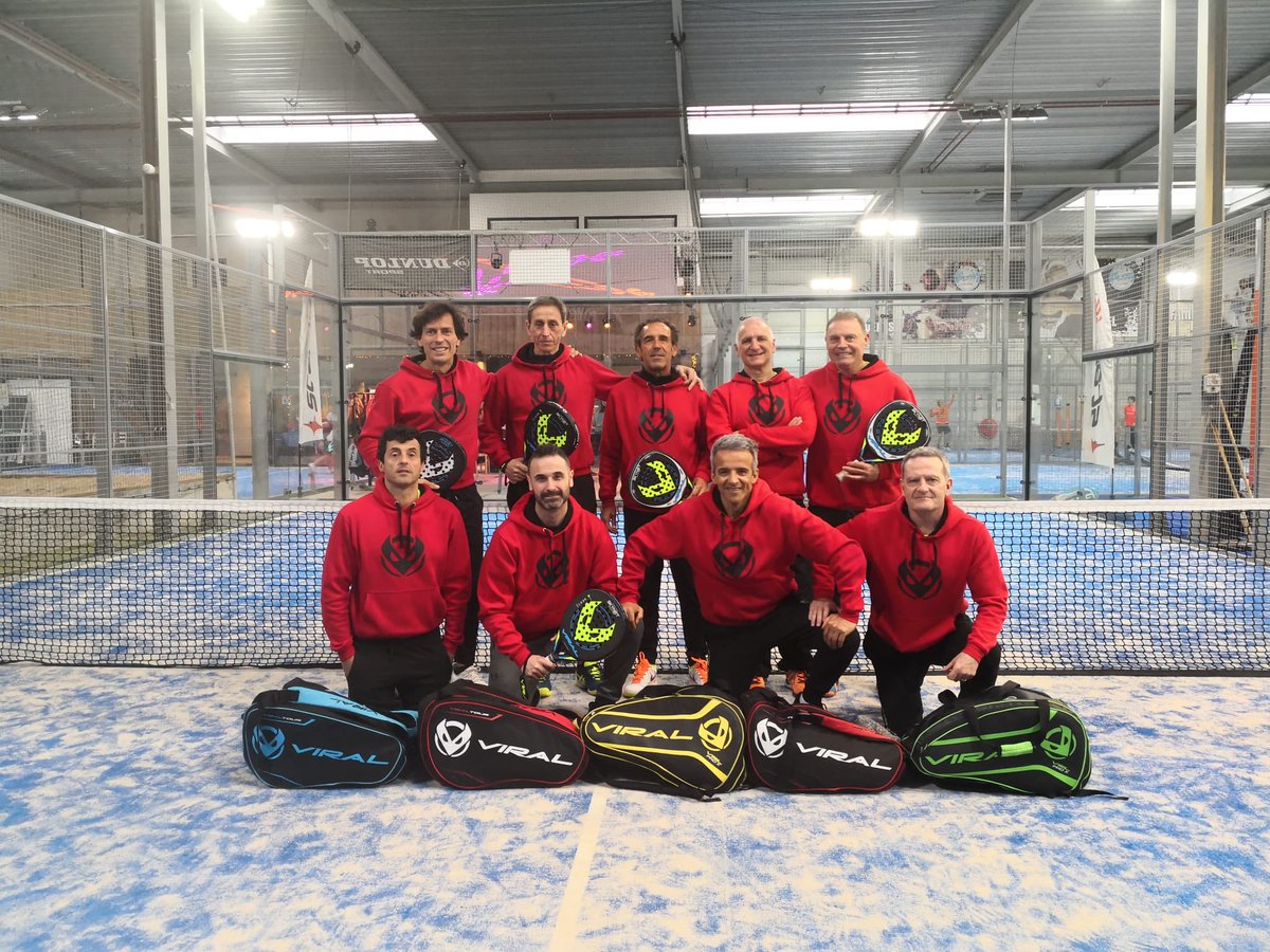 Casi pleno del *Veteranos Viral Team* en el *Torneo Internacional de Veteranos* celebrado en Holanda en el Club de Pádel La Playa <a href="/CarpeDiemBijOma/">La Playa Rijswijk</a>

 *RESULTADOS* >> Torneo por parejas y por categorías:

Equipos:
🥇Viral Team
🥈Holanda