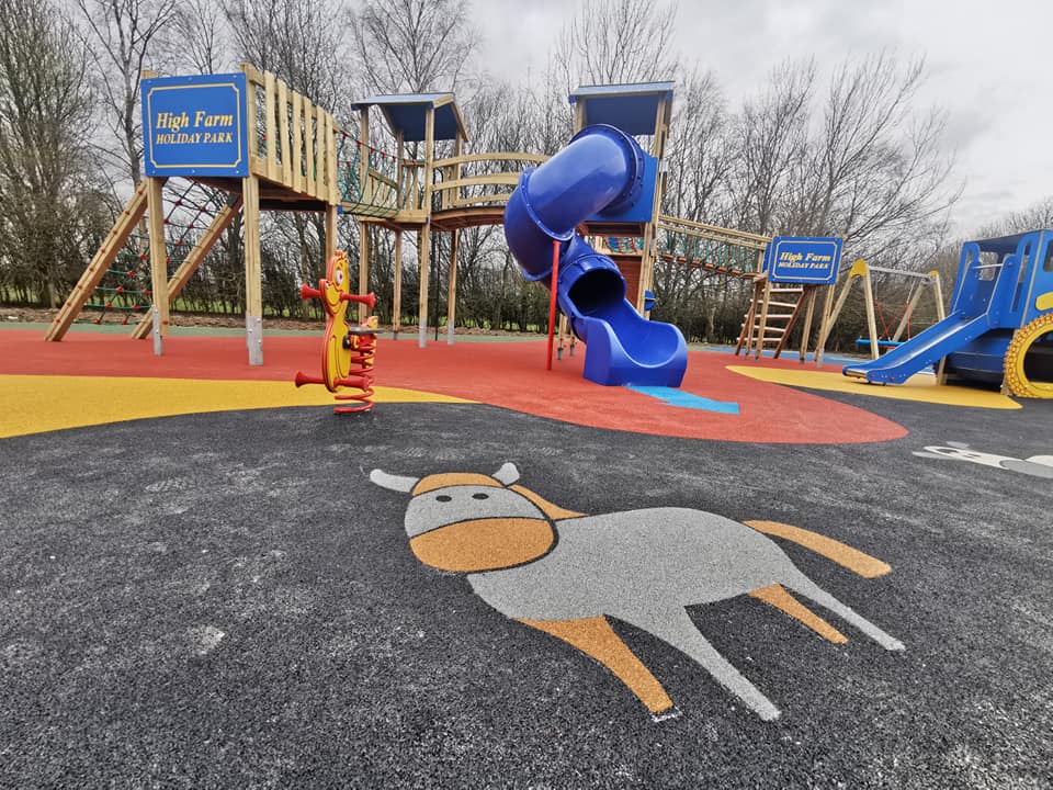 LarkhamLeisure's tweet photo. 🔥Almost there 🔥
The new play area here at High Farm is getting some finishing touches done.
Also the new Farm area is getting a much needed face lift. 🐏🐐🐇
Some exciting things happening throughout the 2020 season, keep a look out 👀 #highfarm #playarea https://t.co/EwPLnSfrtM