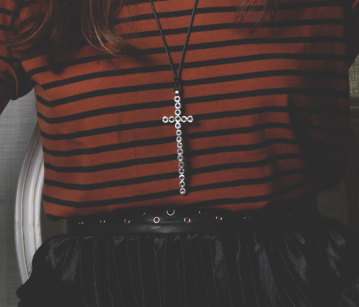 Estilo artesanal en cada una de nuestras piezas #PlataPura ⭐

#colgantes #colgantescruces #jewels