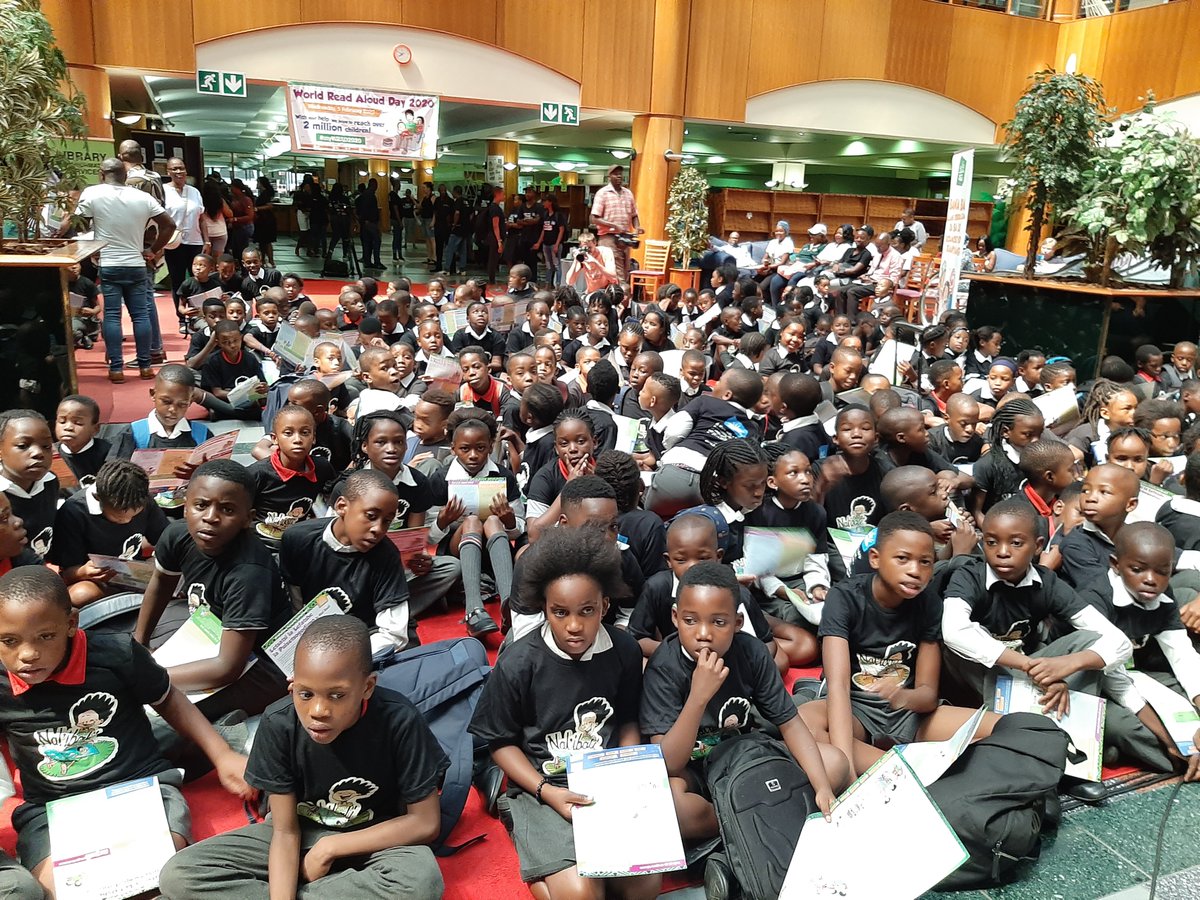 nalibaliSA's tweet photo. #reading #storytelling #fundaleaders. Join our funda leaders network here: https://t.co/0qw4b644wC https://t.co/aWr9wQi4Fc