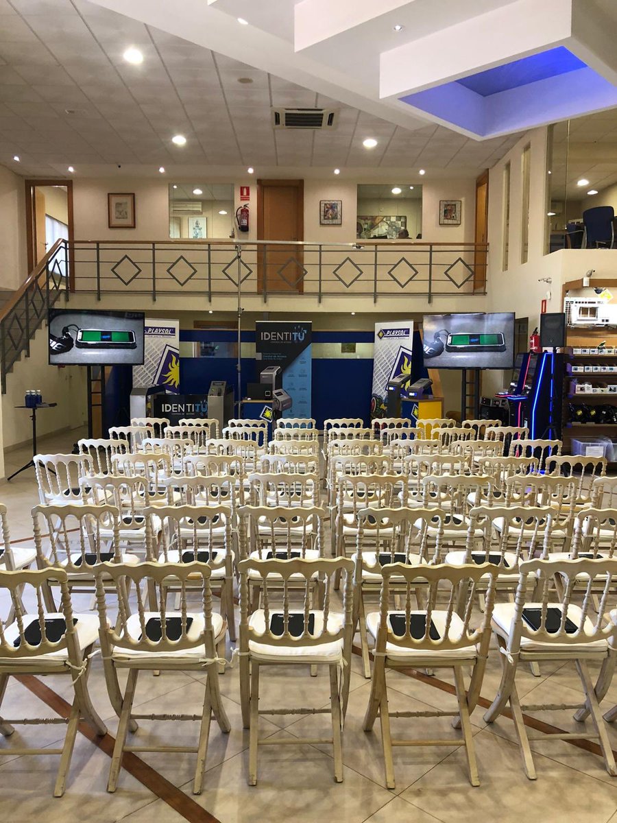 Gistrainfo's tweet photo. Todo preparado para la presentación de IDENTITU en Málaga, en la casa de nuestros amigos de Playsol. https://t.co/hmMznq5uin