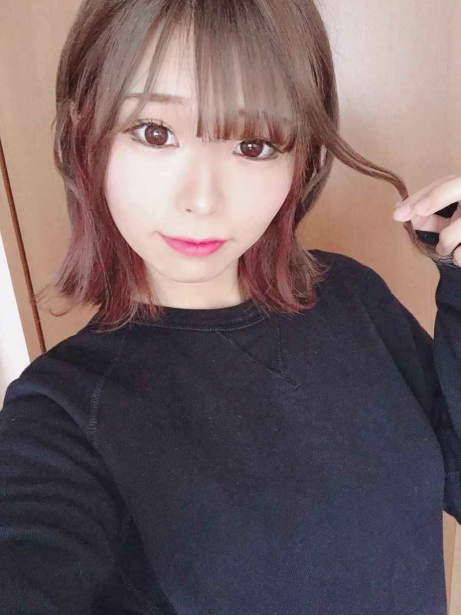 竹内優衣 10 24撮影会 髪の毛染めまちた 可愛い服着ればよかった 部屋着なんで引きこもり隠キャ感 増しますね