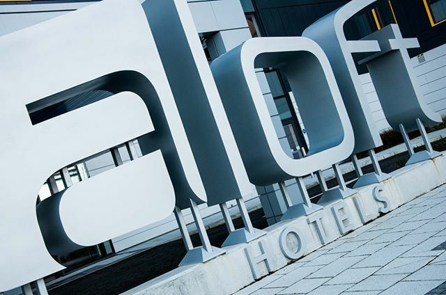 LakesideSigns's tweet photo. Apparently brands only have seconds to grab a customers attention, we made those seconds count at @alofthotels #Aberdeen!⠀
⠀
#scotland #hotel #teca #aberdeenhotel #design #signage #travel #signagecompany #lakesidesigns https://t.co/TAGzBo21vo https://t.co/oDhjWD8uOI