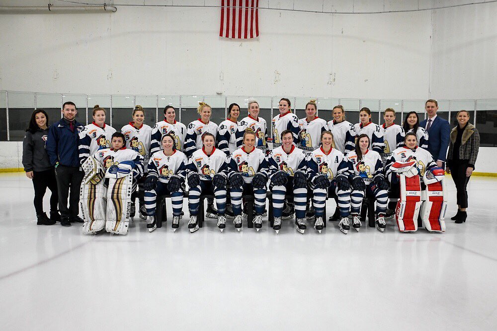 Lifelete_Niche's tweet photo. @Riveters I already miss you guys! I didn’t know what kind of people I would meet on this journey...the players and staff on this team motivated and pushed me to be my best in more than just hockey! You hold yourselves to a higher standard and I’m so proud to have met you all! https://t.co/07XGZTYPzJ