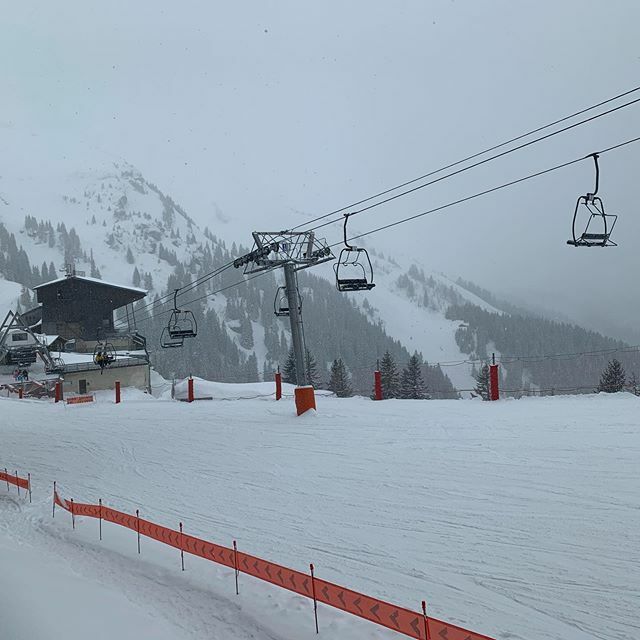 JHCain's tweet photo. Snow. https://t.co/BbMKddBbkV