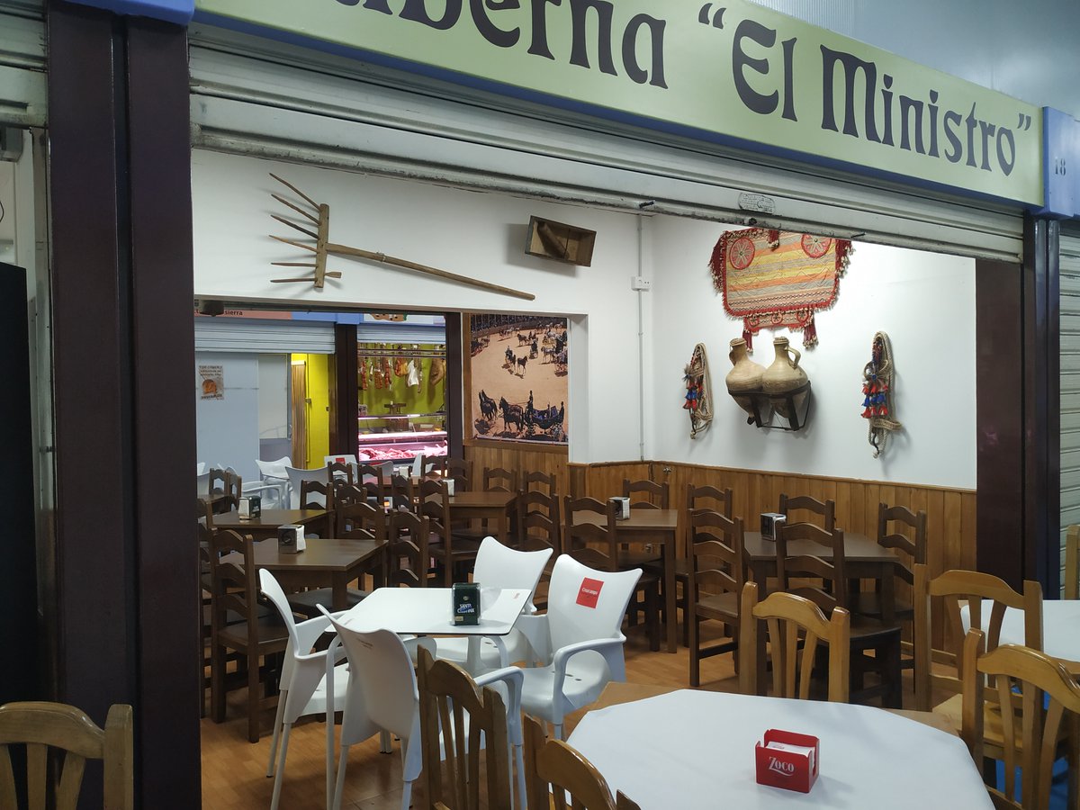 MercadodeRonda's tweet photo. ¡Disfruta del #MercadodeRonda! Cada día en la Taberna 'El Ministro' podrás comer su Menú del Día o saborear diferentes tapas elaboradas con productos del #Mercado. 

📲 https://t.co/t2e6UXhoK2

@EconomiaAnd · @comercioAND · @CCAndalucia · @digitaliza_mdo1 · @Camara_Malaga https://t.co/AfFcrK790e