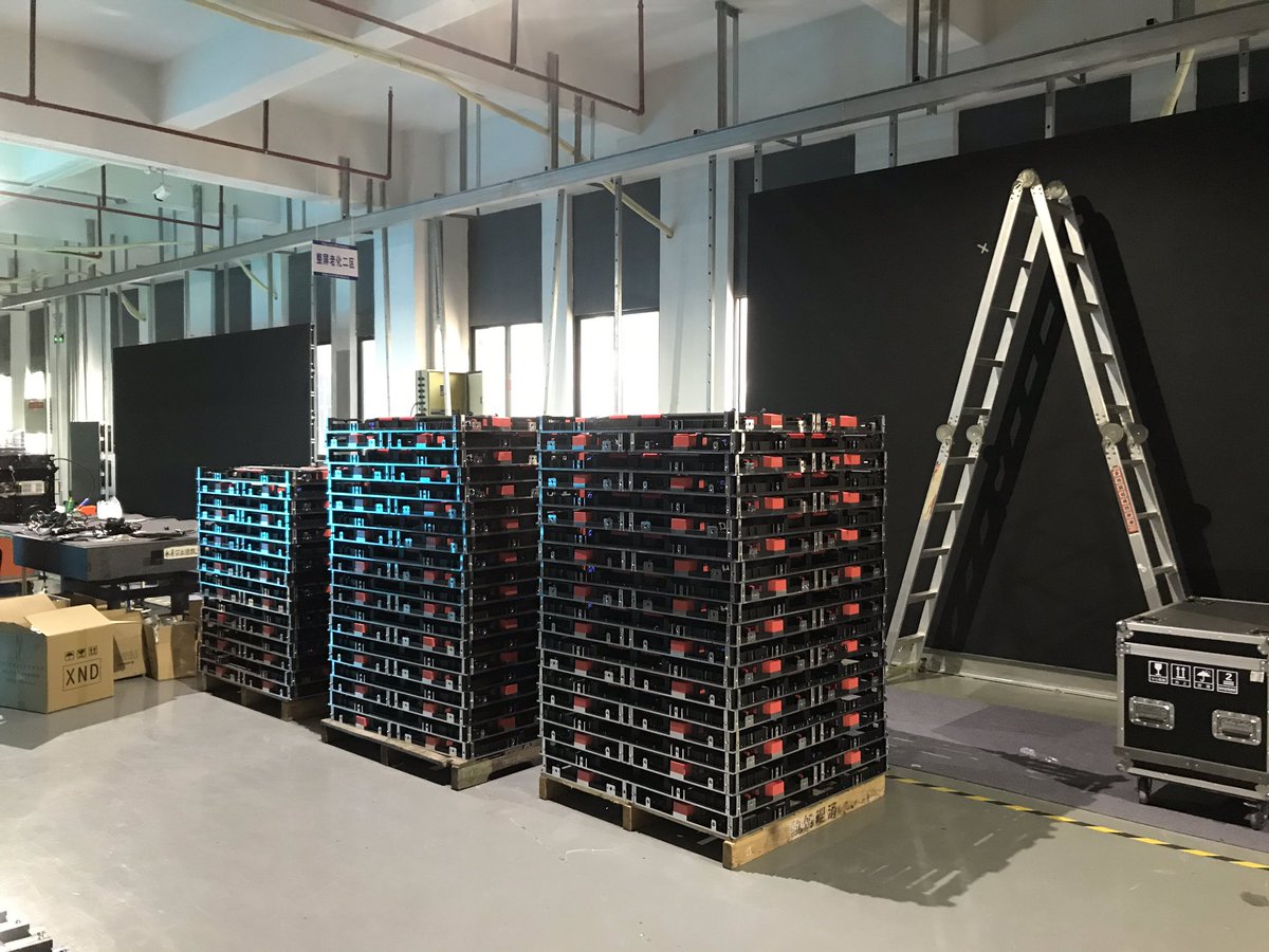 miley_lee21's tweet image. #DOTCOMLEDSCREEN

Big screen almost ready to ship out 💪

#rentaldisplay #rentalscreen #pantallaled #ledscreen