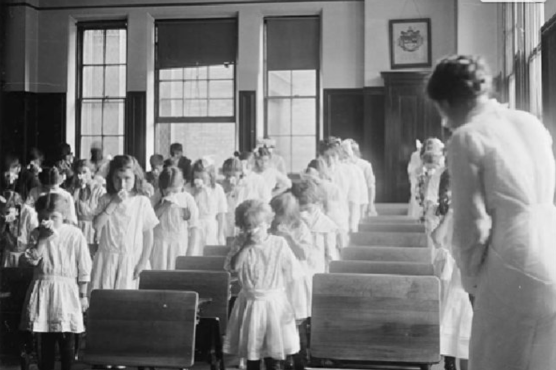 It seems like it has taken a national public health emergency to highlight the fact that schools need school nurses. Yes, we are on the frontlines, in the trenches, front and center for all things health-related for students and schools communities
relentlessschoolnurse.com/2020/03/10/the…