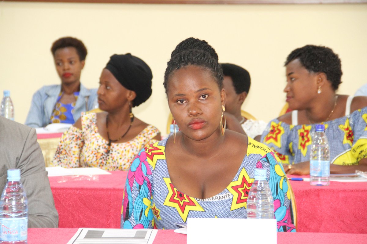 cet atelier vise à renforcer les capacités des femmes et filles des #ntes couches sociales &amp; politiques sur la participation politique &amp; publique ; Promouvoir le leadership féminin, Sensibiliser tous les acteurs clé sur la question de l’égalité de genre #AJAPGenre #EgaliteGenre 1