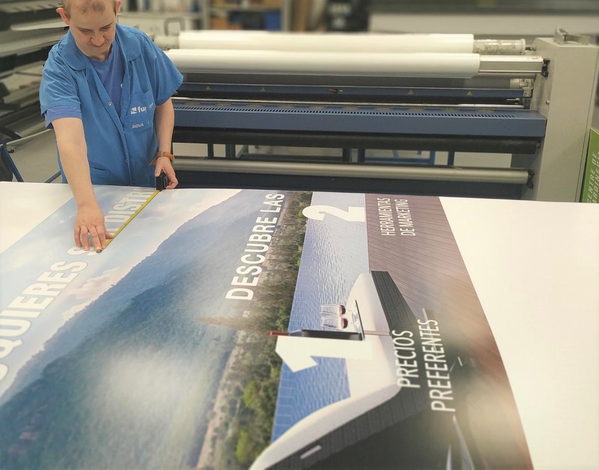 LaFACT_Fupar's tweet photo. ✂ Així és com hem imprès i retolat els #vinils de l'estand que @JardiPond, majorista de materials de jardineria, ha utilitzat per participar a la #fira Tecnova Piscinas - @feriademadrid #Madrid. 

🤝 Clients compromesos amb la inserció laboral que aposten pel valor social ✔ https://t.co/tcLSH5k7hb
