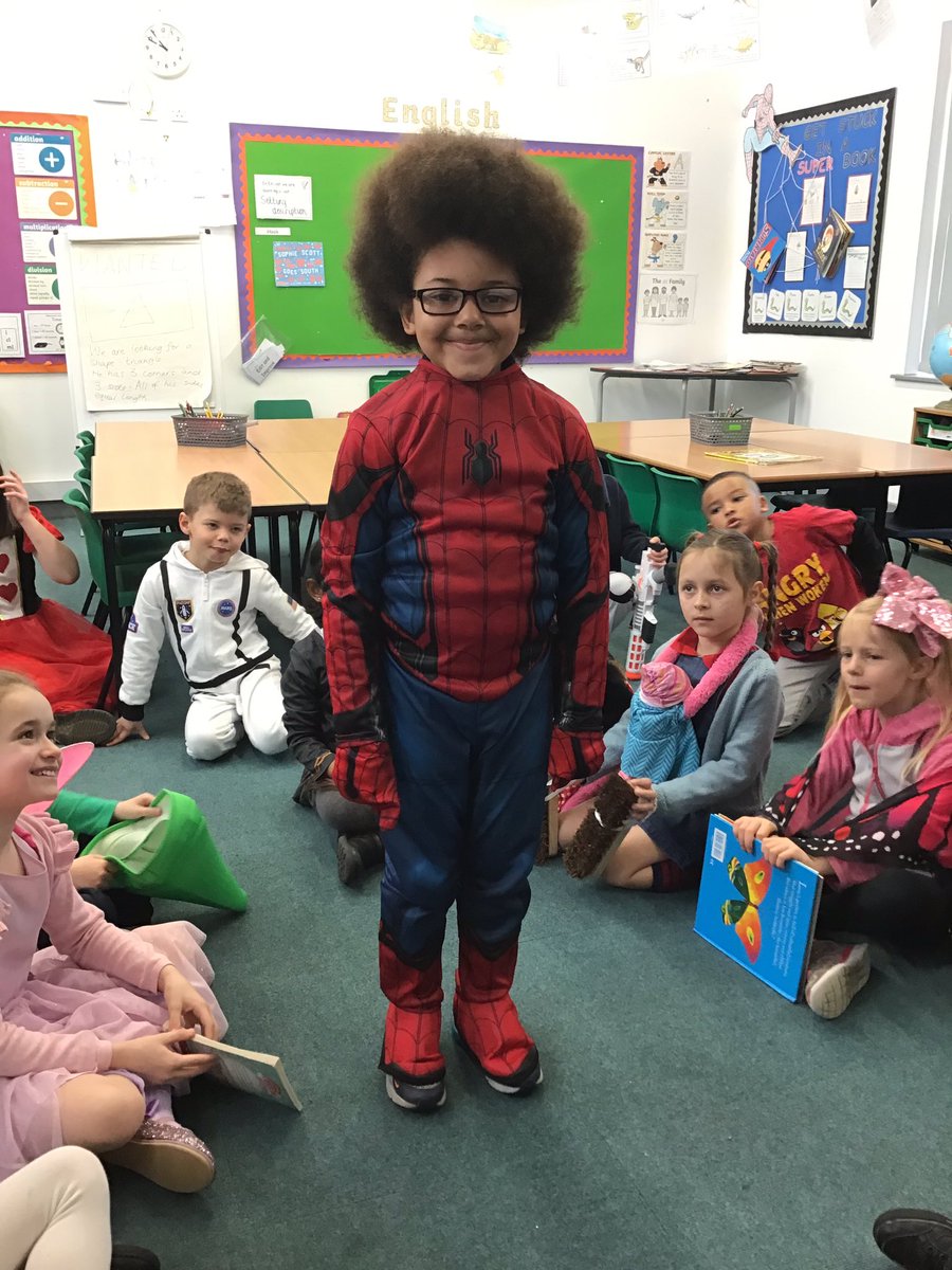 blackbirds1MPS's tweet photo. World Book Day costumes from Blackbirds @EnglishMPS_ https://t.co/661weBKWjW