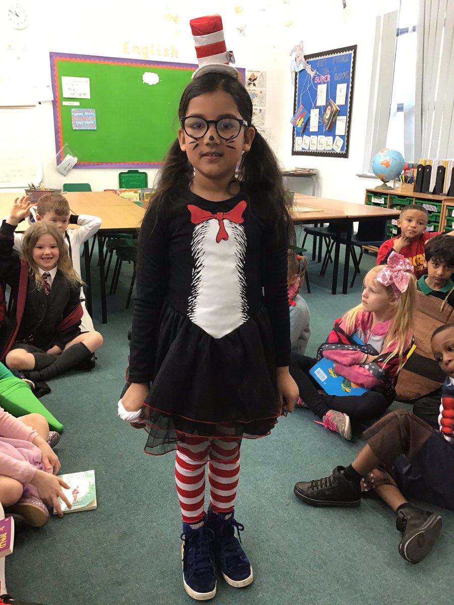 blackbirds1MPS's tweet photo. World Book Day costumes from Blackbirds @EnglishMPS_ https://t.co/661weBKWjW
