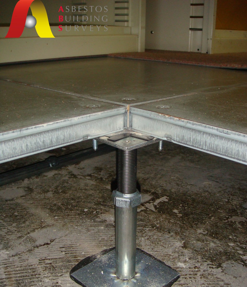 askabs's tweet photo. #Asbestos shown here within both the residue floor tile adhesive as well as the bitumen used below metal floor stands.

#AskABS for any #Asbestos surveying or analysis requirements across the UK. 🔬🕵
01355 222525 
surveys@ask-abs.co.uk https://t.co/rJmMol9IXZ