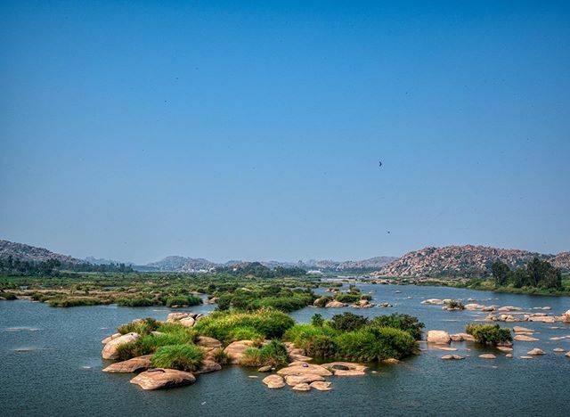 UNESCO World Heritage on the banks of the Tungabhadra river - Hampi
.
.
.
.
.
#artofvisuals  #river #awesomeearth  #awesome_earthpix #welivetoexplore #gottalove_a_ #nikontop #earth_deluxe #naturephoto #nikonphotography #main_vision #allnatureshots #lands… ift.tt/2IzDGKn