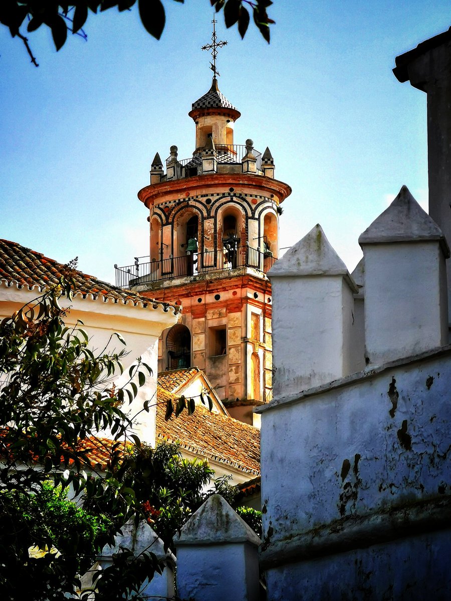 Pequeños rincones del mundo que son tan grandes como uno quiera vivirlos, con una enorme y sin igual Historia bastante descuidada...