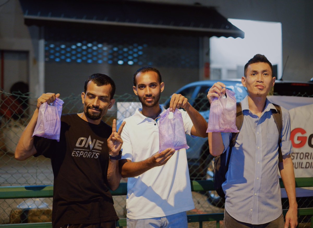 majuritysg's tweet photo. Our #SGStrong grantee, Soap Cycling Singapore joined hands with Migrant x Me and SGcareTaiseng to distribute soap to migrant workers. This was possible with the help of migrant worker volunteers and youths from @LushSingapore who reprocessed over 1,500 soap bars. #SGStrong https://t.co/3rDuNmlzhT