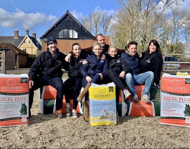 beddownbedding's tweet image. What a fabulous day we had with our Brand Ambassadors @SimonjGrieve @treventing Gracie Tyte Equestrian  aka pony_nuts Stacey Shimmons Eventing Tammy Ruffles filming fun videos. Watch this space 👀to find out more #beddown #horsechathour #horsehour #ponyhour