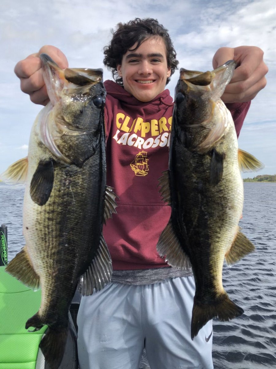 FlBassAdventure's tweet photo. A fat bottom girl &amp; double fisting Toho pigs. Doesn’t get much better than that!

#bass #bassfishing #florida #trophy #floridafishing #bigbass #largemouth #freshwater #largemouthbass #bigbass #fish #fishing #freshwaterfishing #bassfish #catchandrelease https://t.co/QW34NT7rzC https://t.co/q5awcnY5pH