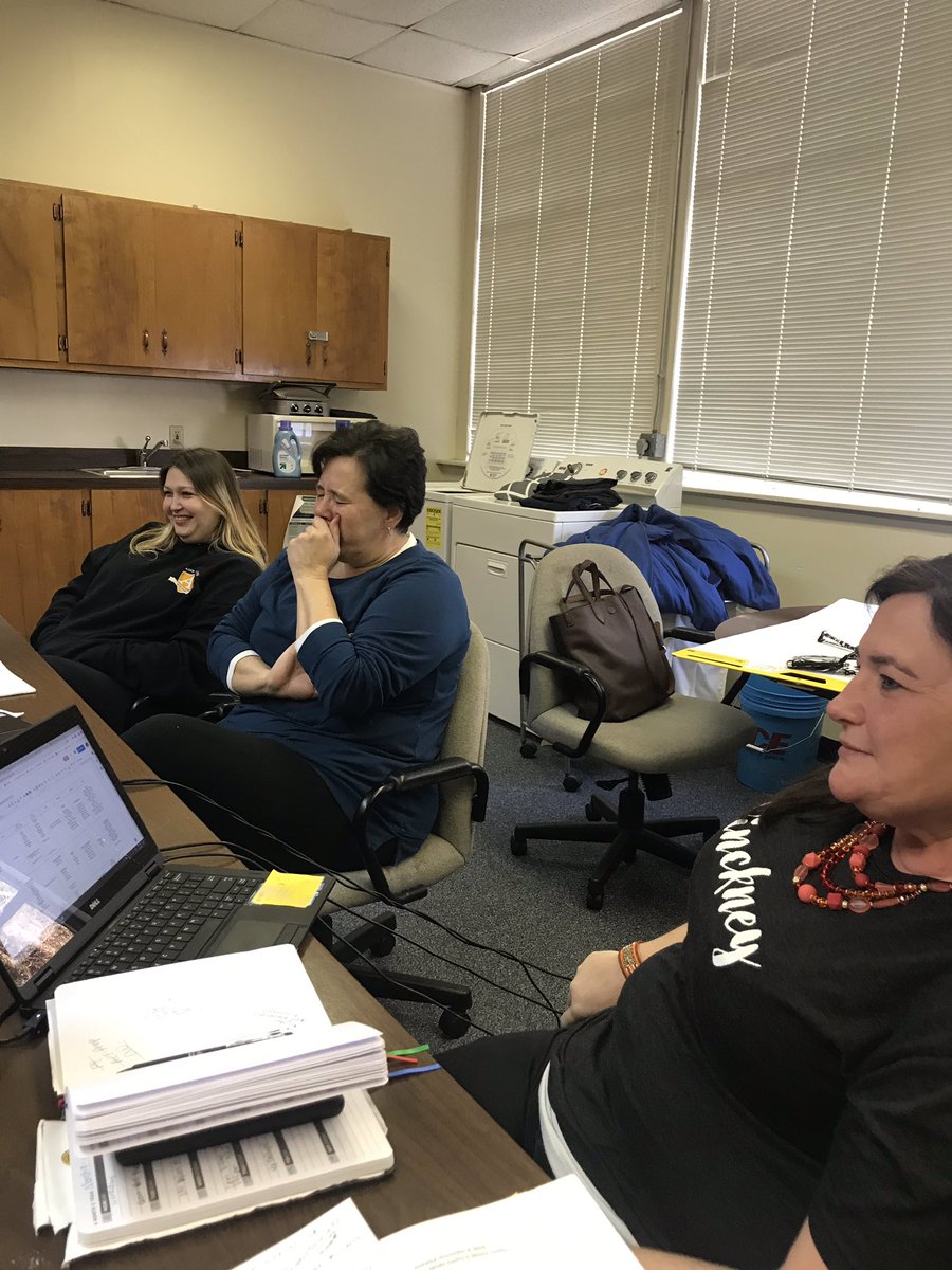 KennaWils's tweet photo. Proud of my team for spending the day deep diving into issues of #equity. #TeamPinckney #workingtheplan #reflectiveeducators #proudestprincipal @CLC_Pinckney https://t.co/Kkuwy5mDWD