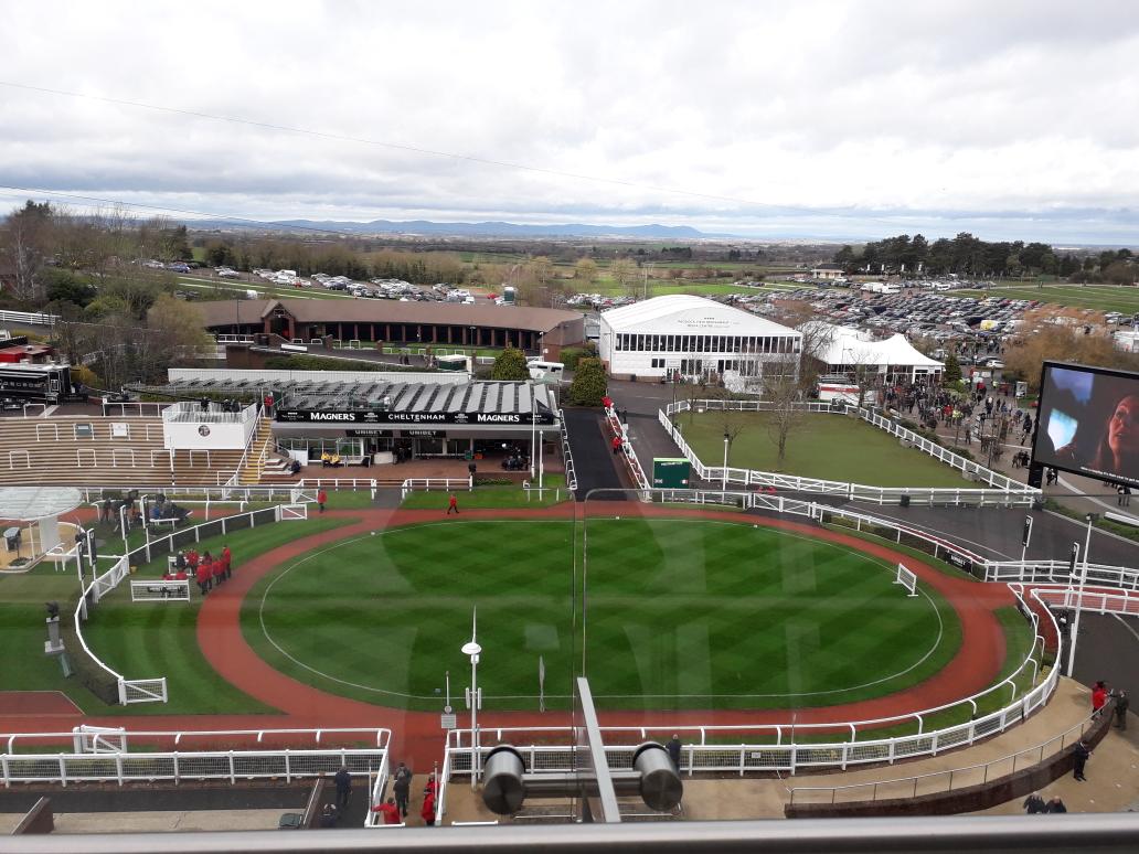 Cloudy day at Cheltenham Races but still a great view! <a href="/CheltenhamRaces/">CheltenhamRacecourse</a>