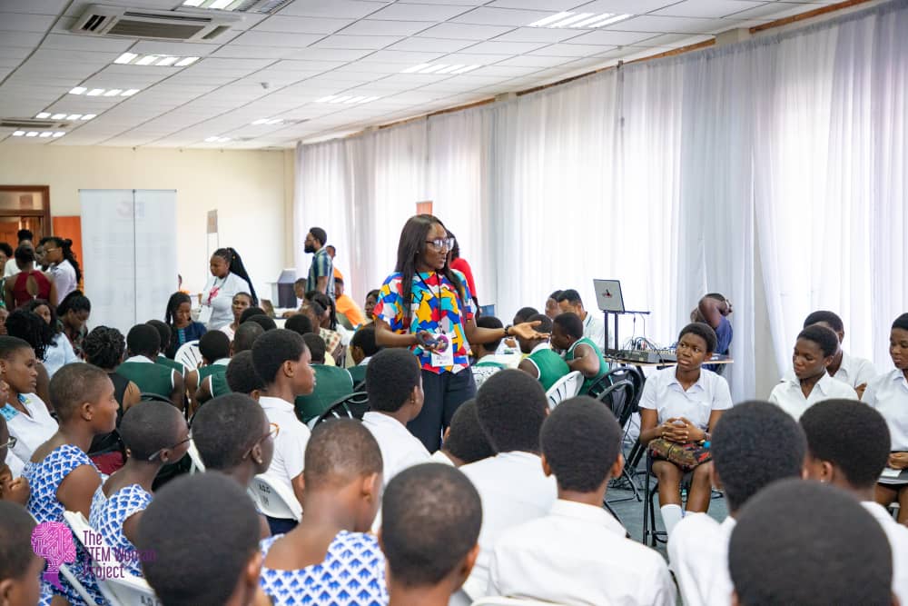TheButterflyEgh's tweet photo. The #STEMWOMANPROJECT will create a platform where Girls who are pursuing studies in STEM and others who are considering it, to have life changing conversations with Women who have not only blazed the trail in STEM but who have exhibited a keenness to sharing their stories! https://t.co/oLEqMaT0qJ